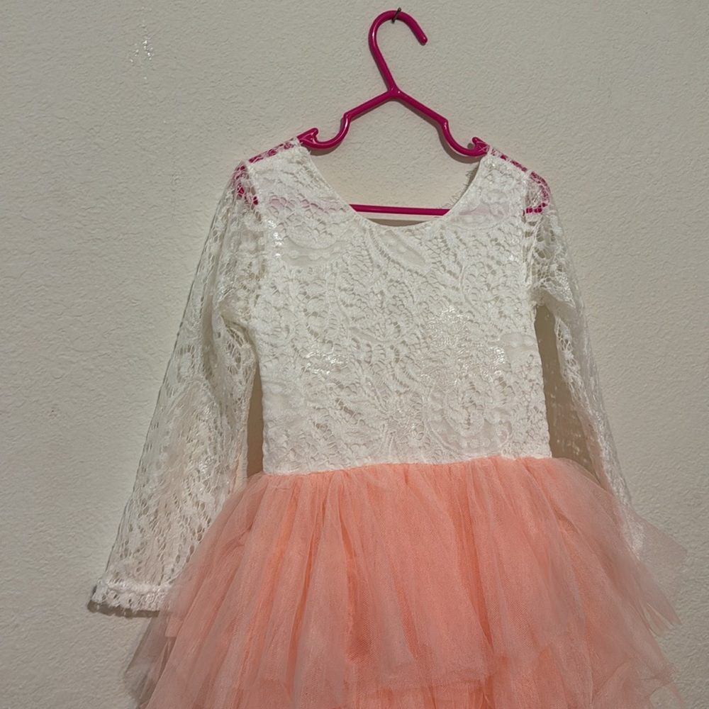 Size 6 dress - Picture 2 of 4